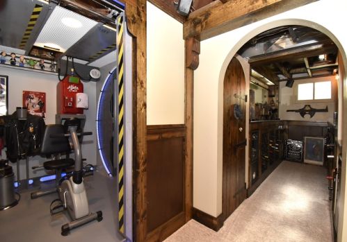 4145 92, Milwaukee WI 53228-2131 exterior