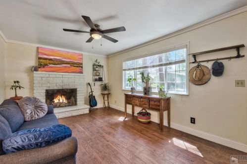 803 Patricia Ln, South Lake Tahoe, CA 96150-6443