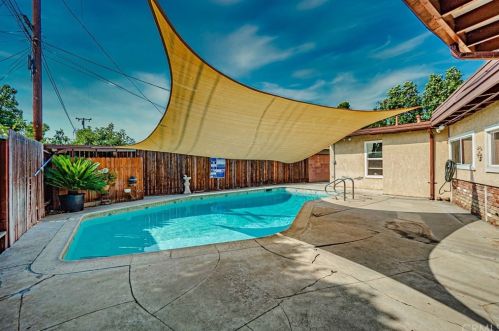 15408 Giordano St, City Of Industry, CA 91744