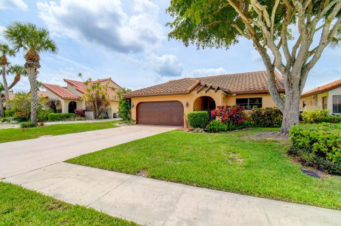 7619 Solimar Cir, Boca Raton, FL 33433-1036