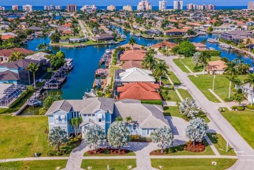356 Heathwood Dr, Marco Island FL  34145-0050 exterior