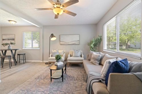 10 Westland Way, Delaware OH  43015-2223 exterior