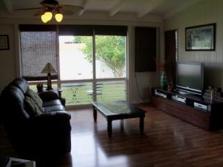 2347 Ahaiki St, Pearl City HI  96782-1109 exterior