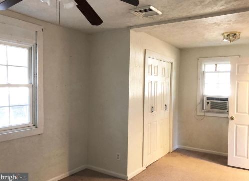 73 Peony St, Browns Mills NJ  exterior