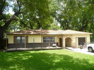 914 Meyers St, Richwood, TX 77531-4909