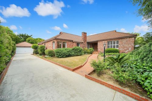 1125 Fordhook Dr, La Canada, CA 91011-3225