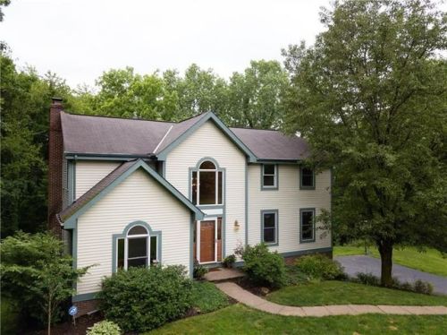4985 Harvest Ln, Gibsonia, PA 15044-8293