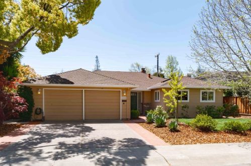1490 Kings Ln, Palo Alto, CA 94303-2836