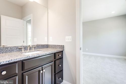 1930 Hillside Dr, Falls Church VA  22043-1414 exterior