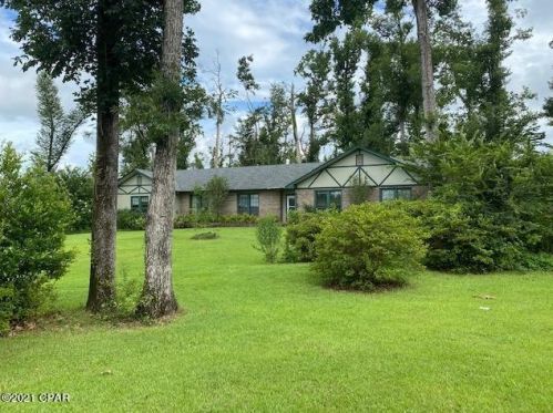 4371 Michael Dr, Marianna, FL 32446-8292
