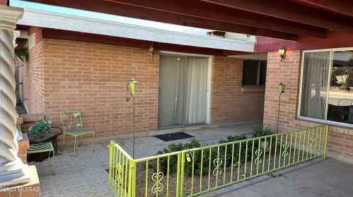 9000 35th Cir, Tucson, AZ 85710-7929