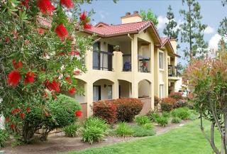11450 Poema Pl, Chatsworth CA  91311-1100 exterior