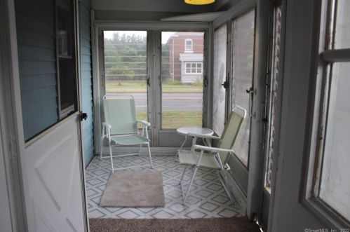 377 Broad St, Bristol CT  06010-6665 exterior