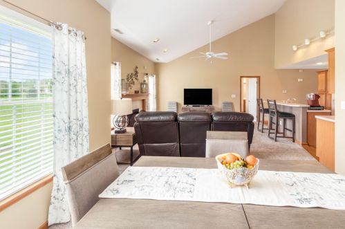 640 Concord Village Cir, Johnstown OH  43031-9194 exterior