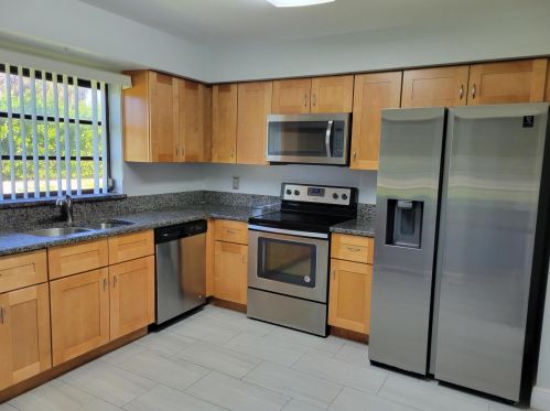 4875 Hawkwood Rd, Boynton Beach, FL 33436-4003