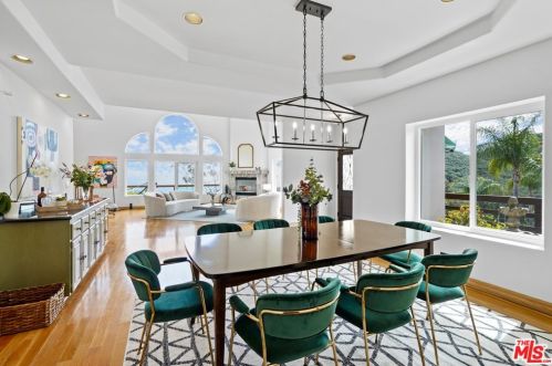 21630 Saddle Peak Rd, Topanga CA  90290-3414 exterior