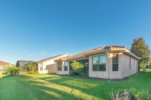 343 Indian Wells Ave, Kissimmee FL 34759-3681 exterior