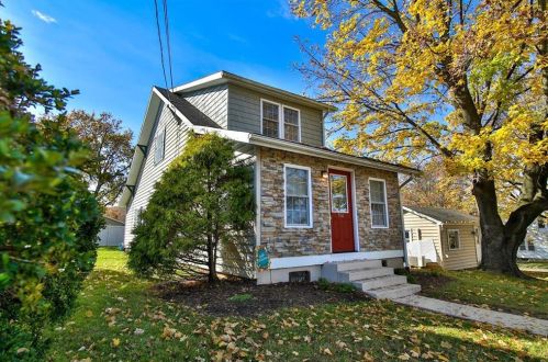 708 Main St, Macungie, PA 18062-1718