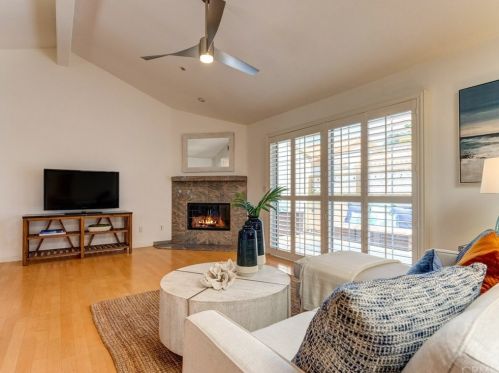 516 Francisca Ave, Redondo Beach, CA 90277-7304