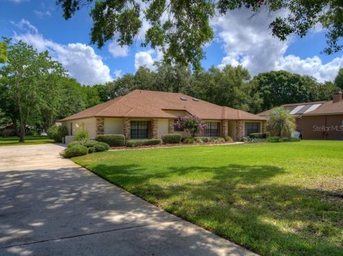 8627 French Oak Dr, Orlando, FL 32835-2556