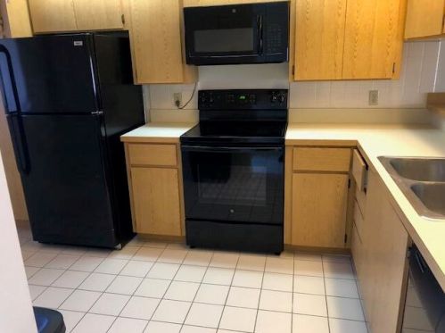 2561 Village Blvd, West Palm Beach, FL 33409-7382
