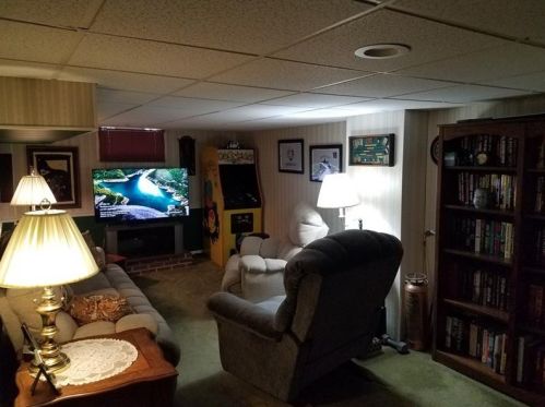 731 Highland Ave, Latrobe PA  15650-1624 exterior