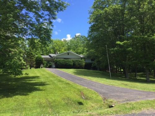 1103 Lakeside Dr, South Waverly PA  18840-9743 exterior