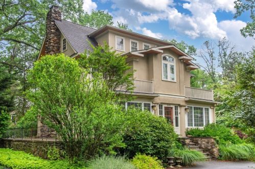381 Morris Ave, Mountain Lakes, NJ 07046-1641