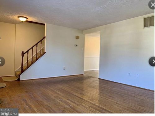 8064 Steeple Chase Ct, Springfield VA  22153-3609 exterior