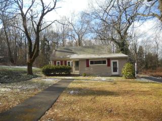 6126 Chestnut Hill Rd, Coopersburg, PA 18036-1891