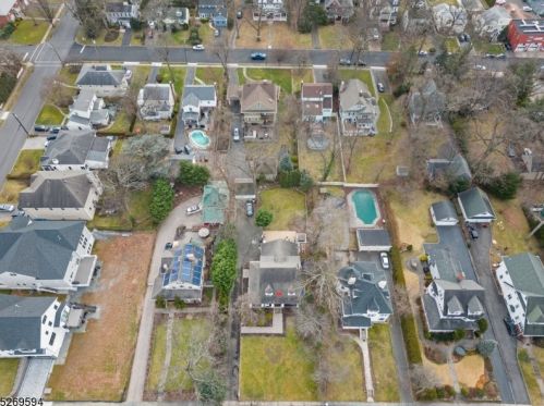 303 Nutley Ave, Nutley NJ  07110-2435 exterior