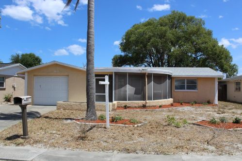 3403 Trask Dr, Tarpon Springs, FL 34691-3352