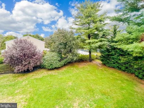 1344 Buford Dr, Yardley PA 19067-4342 exterior