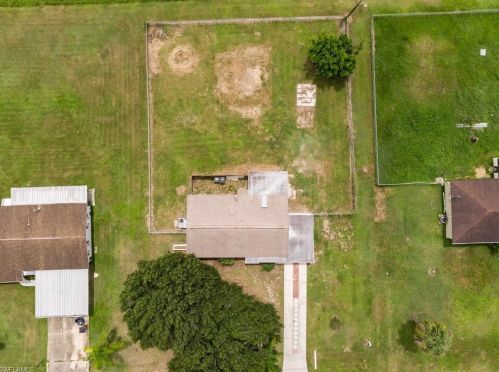 804 Taylor Ln, Lehigh Acres FL  33936-4952 exterior