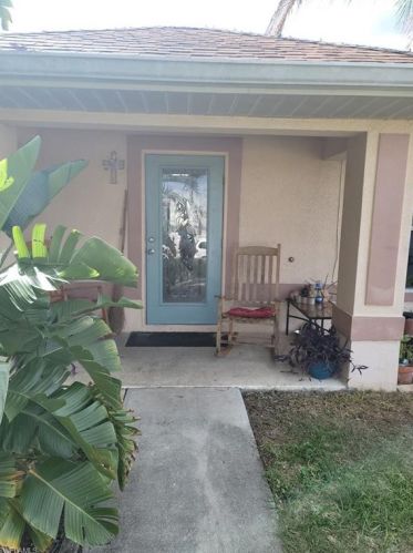 903 Rita Ave, Lehigh Acres, FL 33971-5203