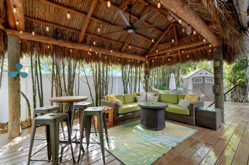 120 1st St, Key Largo FL  33037-4856 exterior