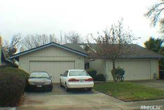 1709 Avondale Ave, Sacramento, CA 95825-1352