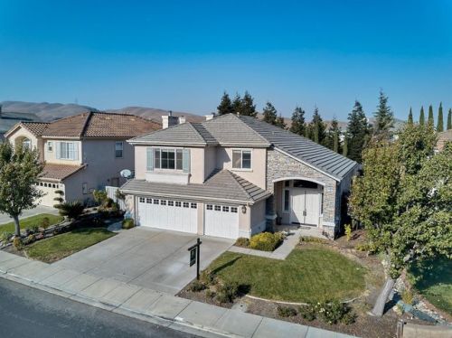 10758 Inspiration Cir, Pleasanton, CA 94568-5553