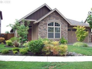 3938 Glen Meadows Way, Beaverton, OR 97123-8683