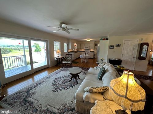 803 Hook Hill Rd, Richmond National Battlefiel VA  22835-3505 exterior