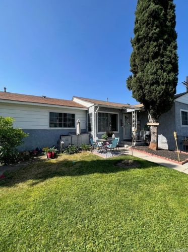 6153 Clybourn Ave, North Hollywood, CA 91606-5121