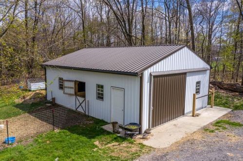 1000 Hilltop Rd, Greenville PA  16125-9283 exterior