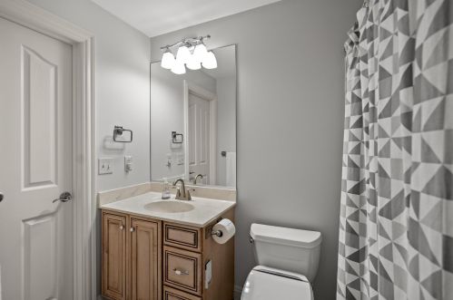 3466 Reeves Dr, Covington KY  41017-9436 exterior