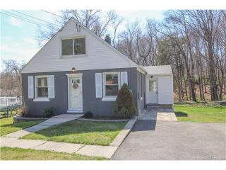 243 Porter Ave, Waterbury CT  06762-2614 exterior