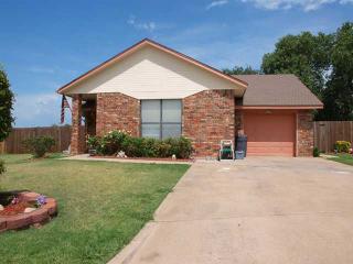 4027 Sunflower Ln, Lawton, OK 73505-8013