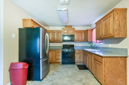 213 Quadra Ave, Rio Linda CA  95673-3338 exterior