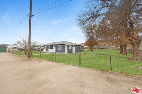 16583 E St, Victorville, CA 92395-2913