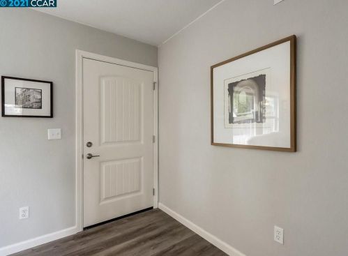 277 Helm Ct, West Pittsburg, CA 94565-3618