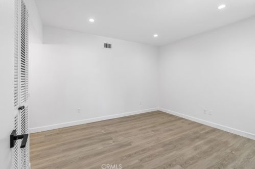 6747 Blewett Ave, Van Nuys CA  91406-6014 exterior