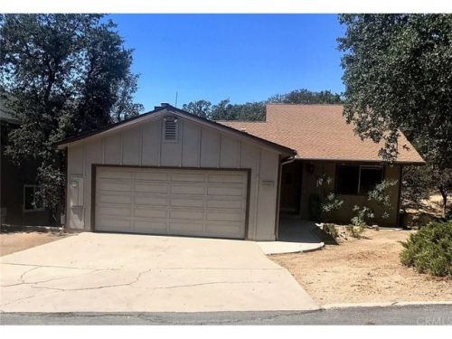 2303 Ridge Rider Rd, Lake Nacimiento, CA 93426-9645